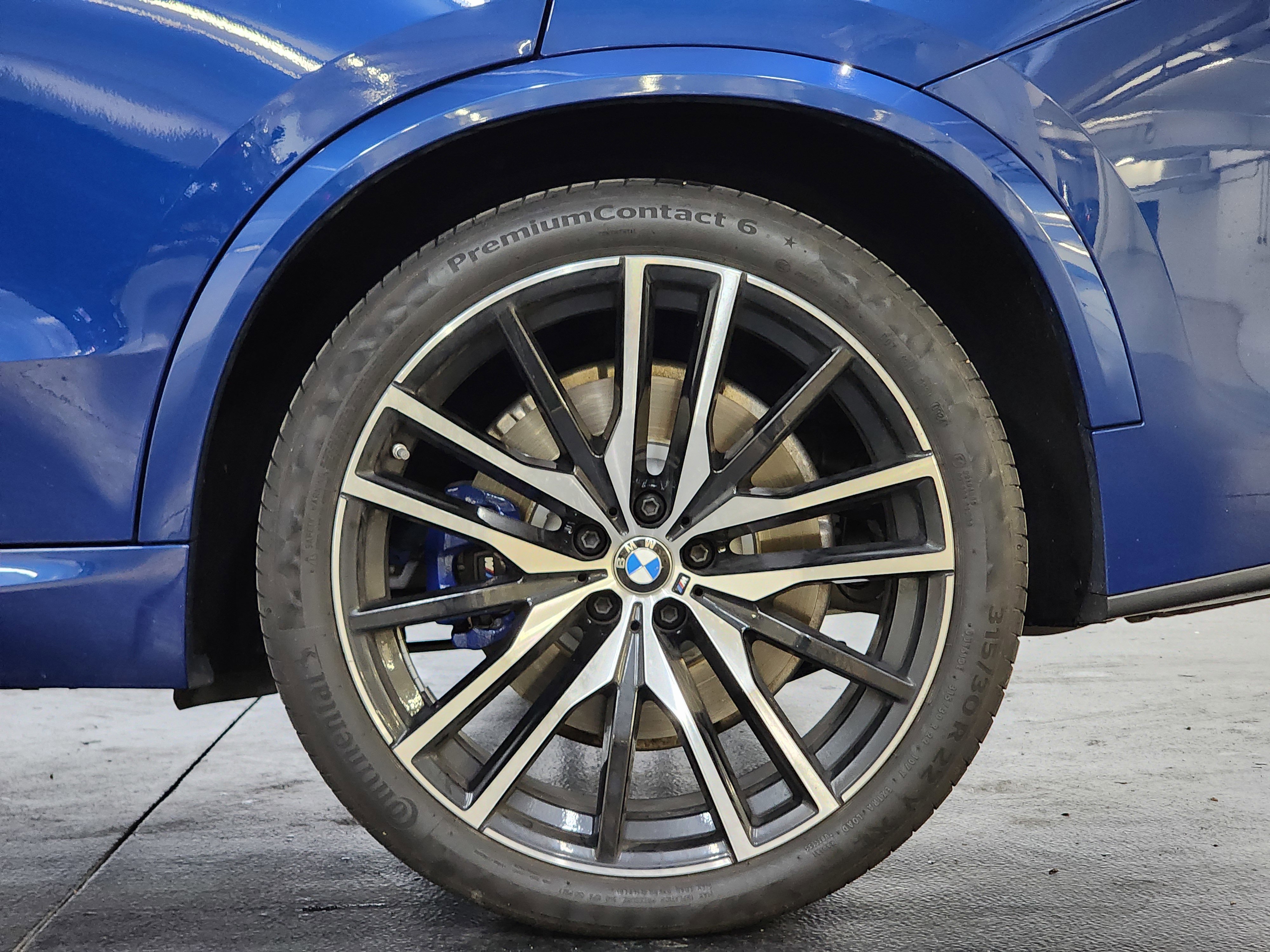 Used 2024 BMW X5 M60i image 30