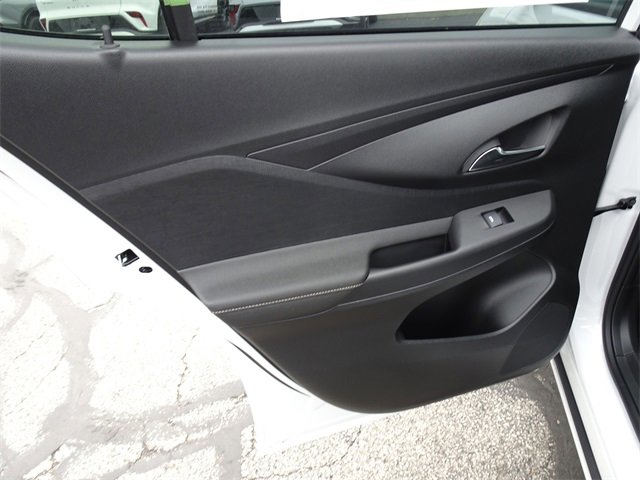 New 2026 Buick Envista Avenir image 17