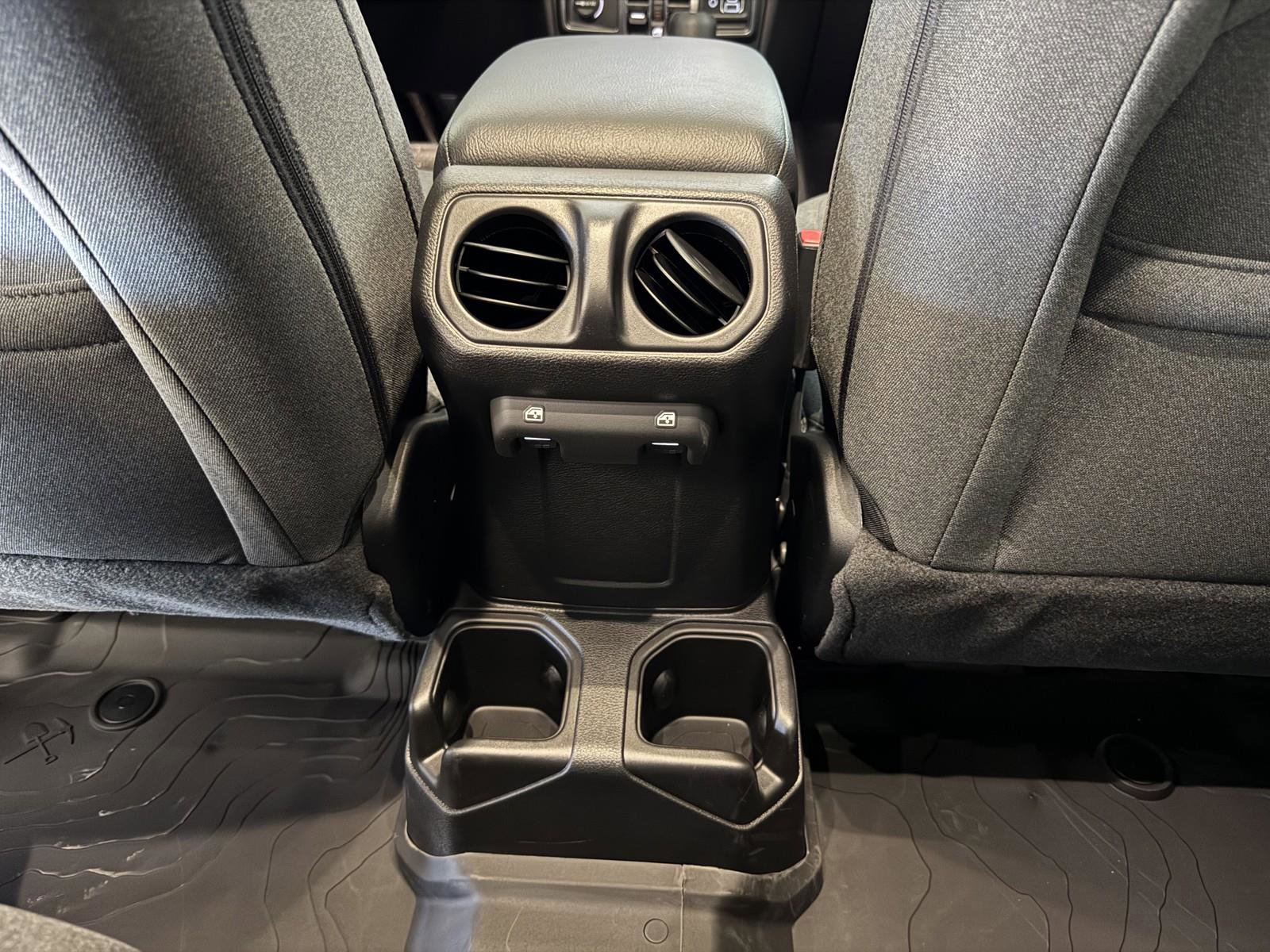 New 2026 Jeep Gladiator Sport image 26