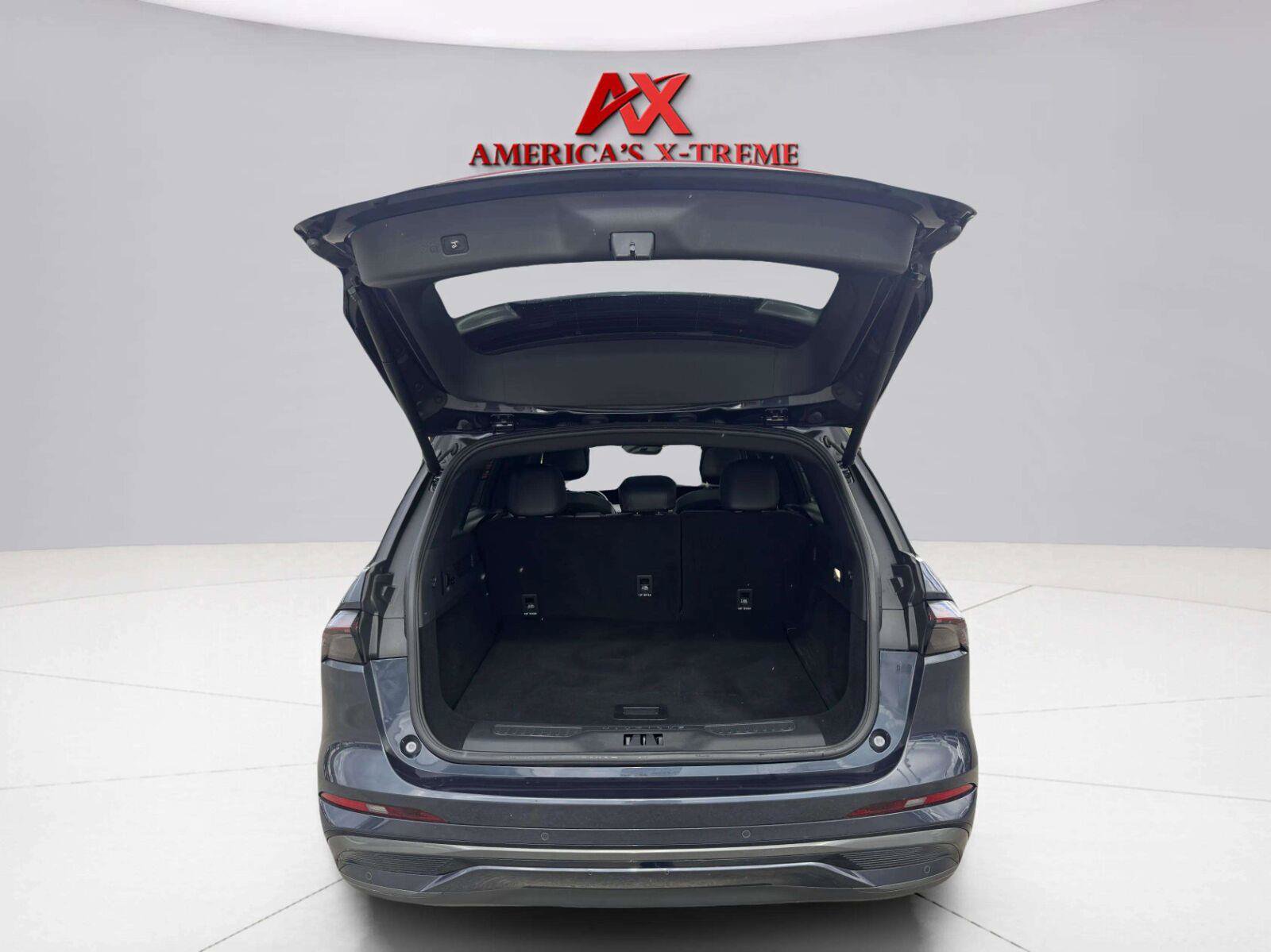 Used 2024 Lincoln Nautilus Reserve w/ Equipment Group 202A AWD/4WD image 38