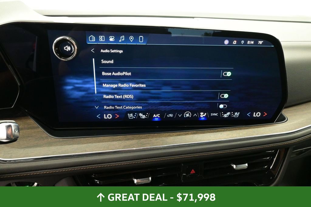 Used 2025 Chevrolet Suburban High Country AWD/4WD image 36