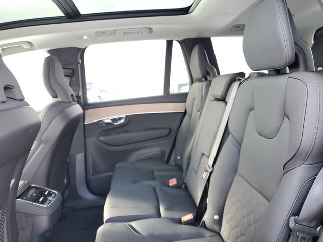 New 2026 Volvo XC90 B6 Plus w/ Protection Package Premier AWD/4WD image 27