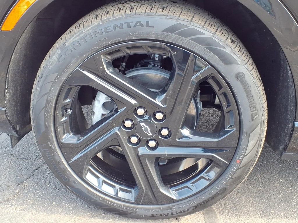 Used 2024 Chevrolet Equinox EV RS image 29