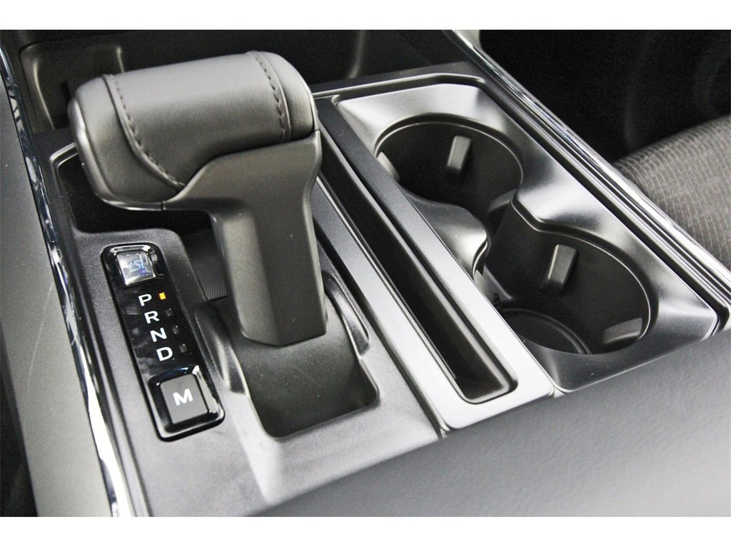 New 2025 Ford F150 XLT w/ Equipment Group 302A MID image 24