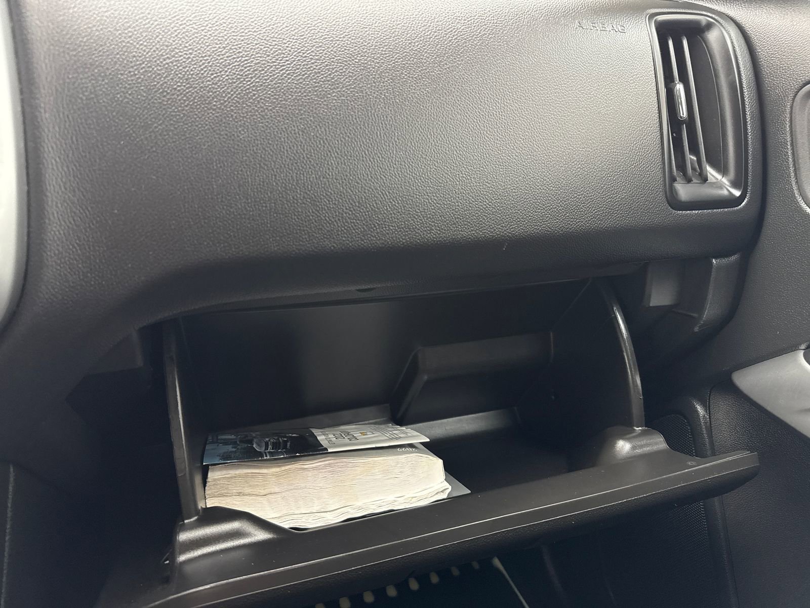 Used 2022 Chevrolet Colorado LT w/ Fleet Safety Package image 31