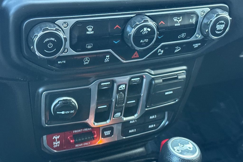 Used 2018 Jeep Wrangler Unlimited Rubicon image 24