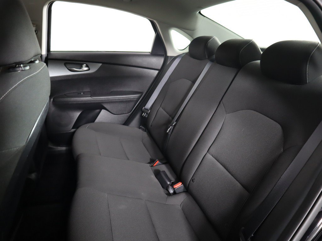 Used 2020 Kia Forte LXS FWD image 29