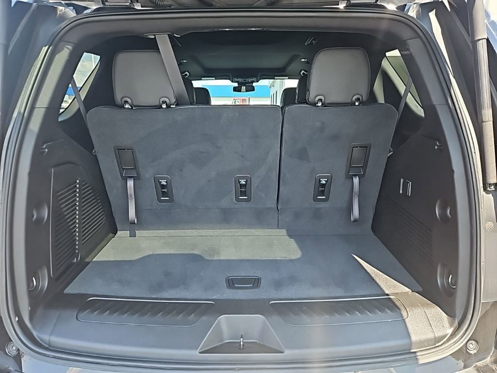 Used 2023 GMC Yukon SLT image 29