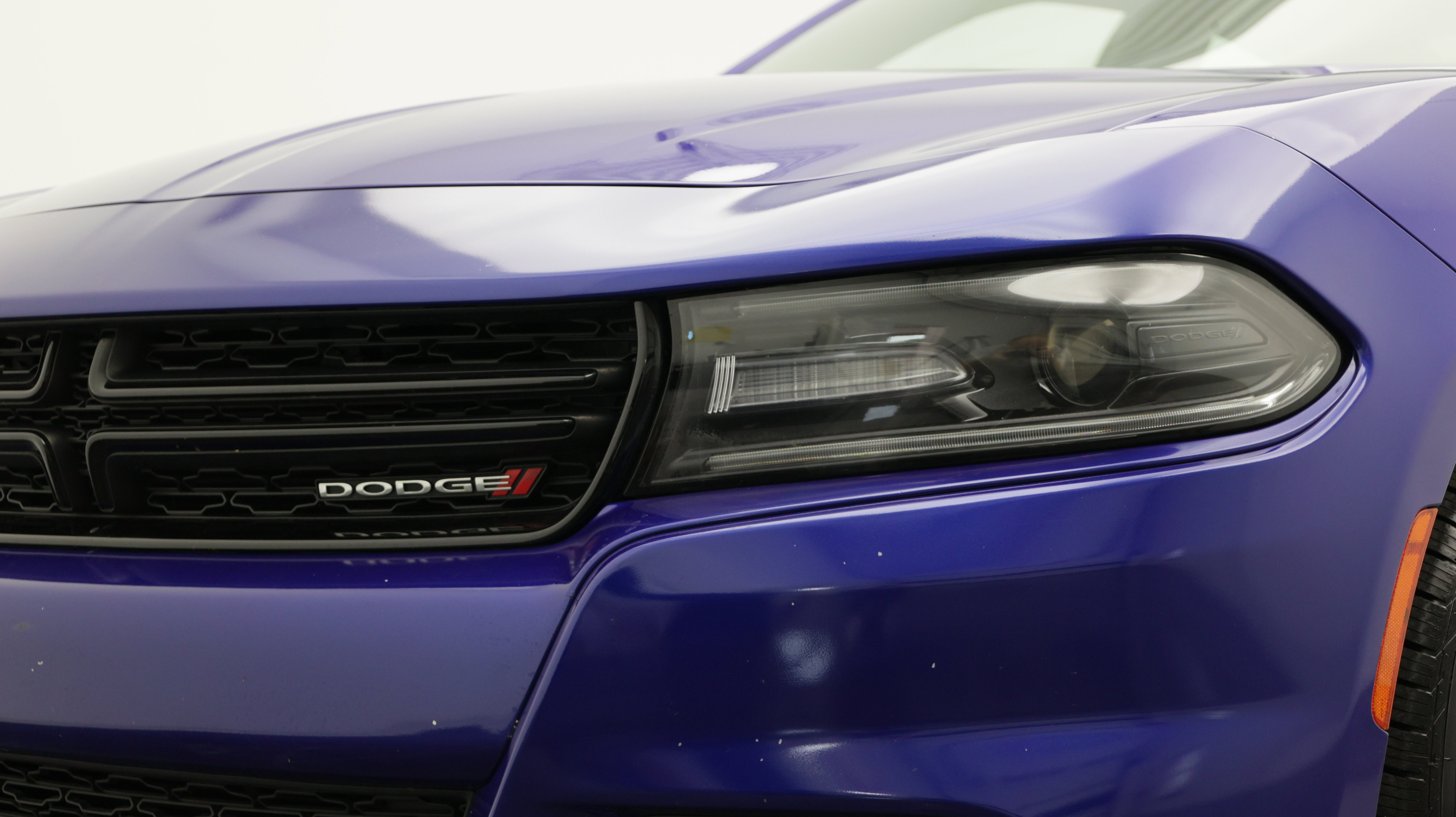 Used 2020 Dodge Charger SXT w/ Leather Interior Group RWD image 10