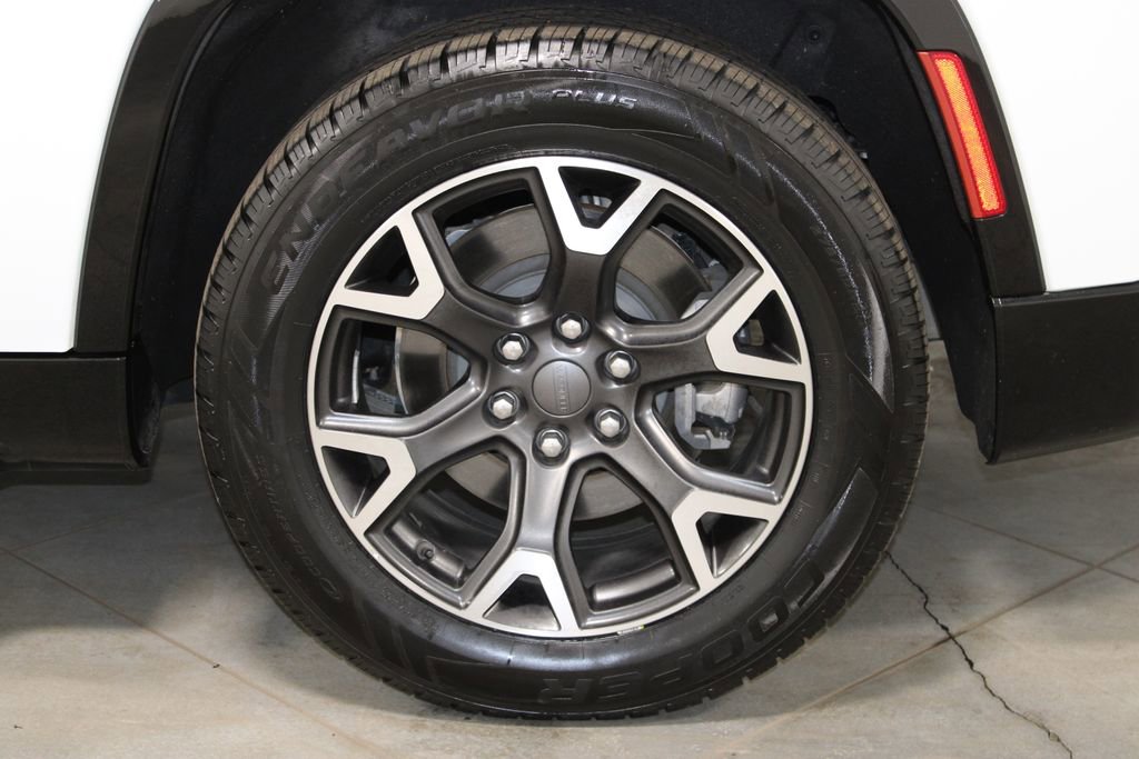 Used 2024 Jeep Wagoneer Series III image 19