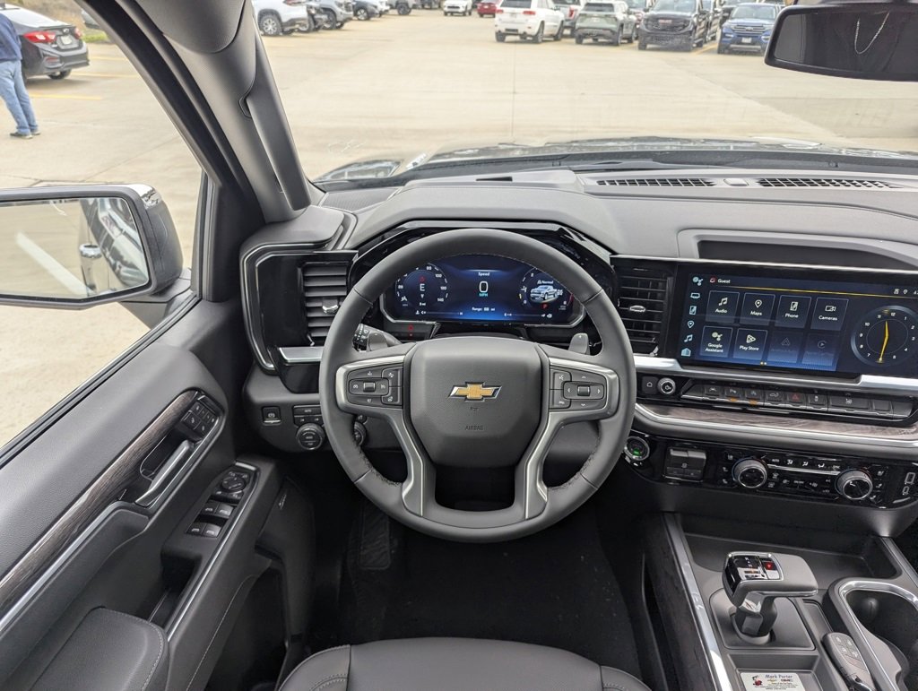 New 2026 Chevrolet Silverado 1500 LTZ w/ LTZ Premium Package image 3