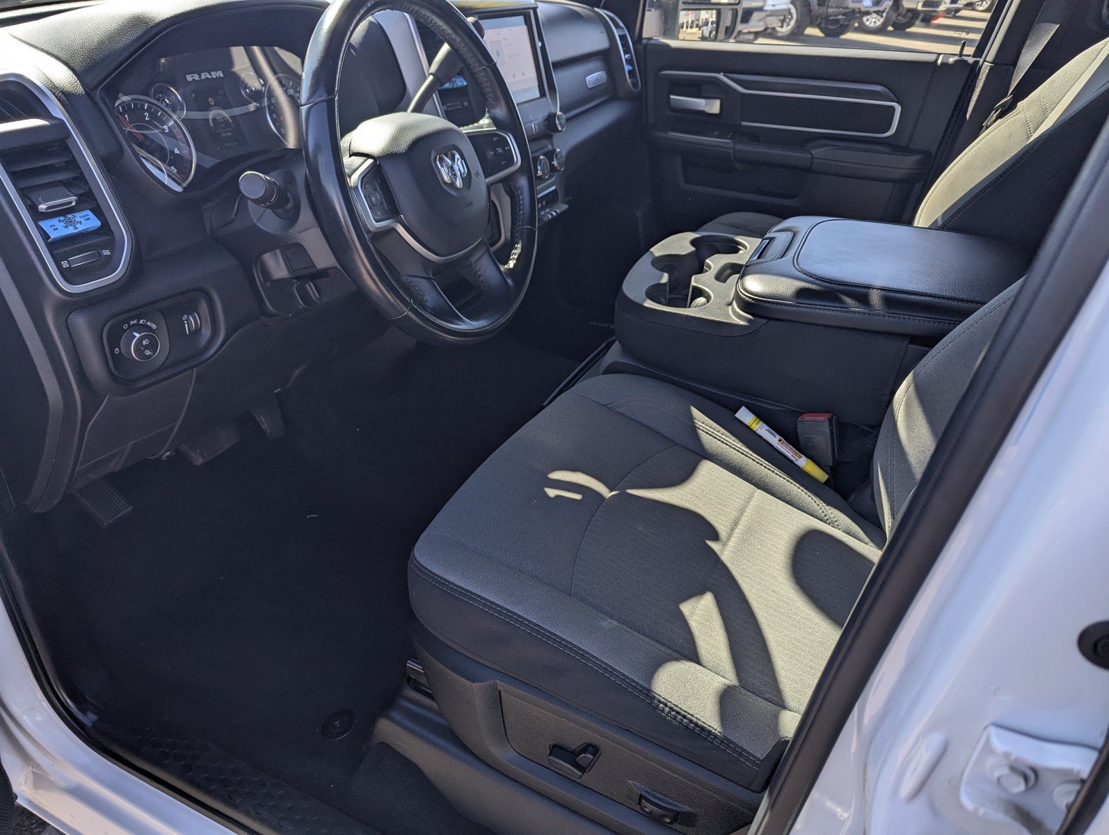Used 2024 RAM 2500 Big Horn AWD/4WD image 10