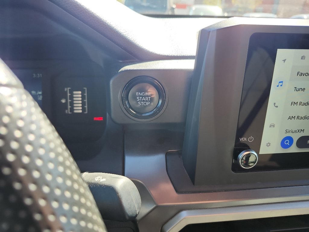 Used 2024 Toyota Tacoma SR5 AWD/4WD image 31