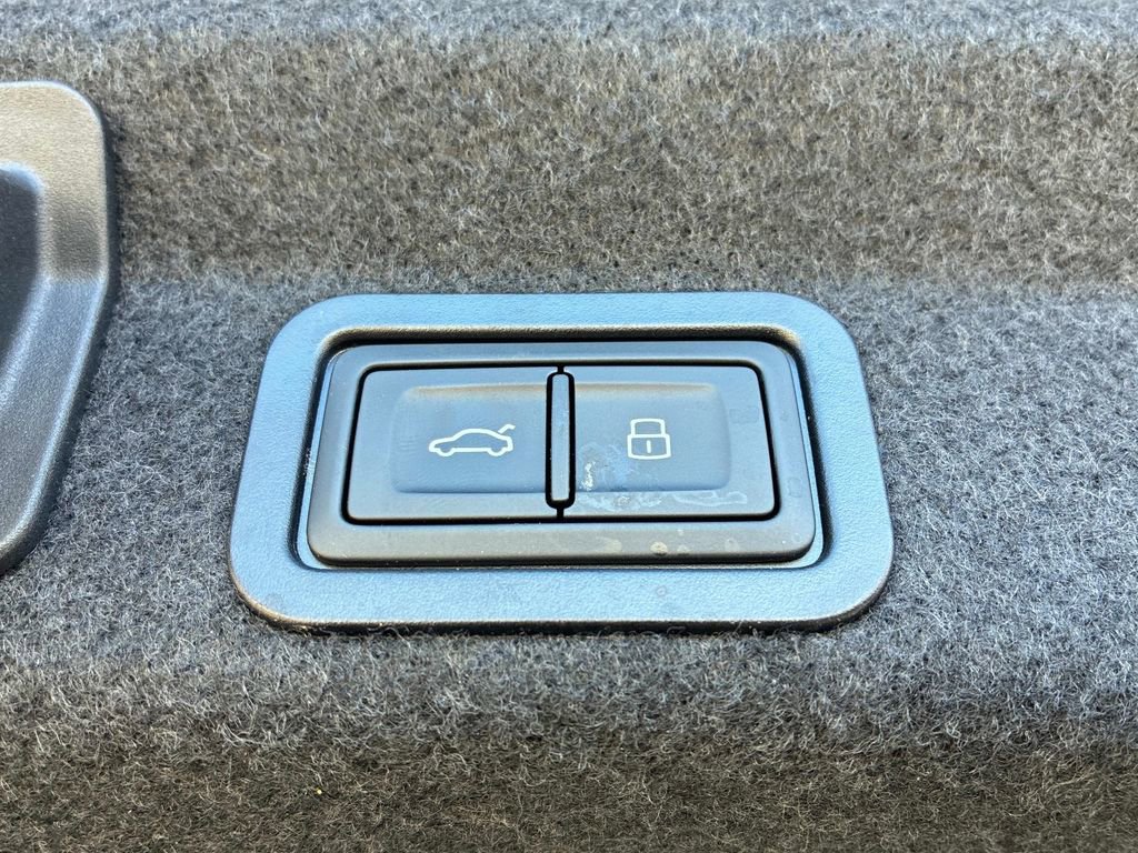 Used 2023 Audi A6 3.0T Prestige w/ Prestige Package image 15