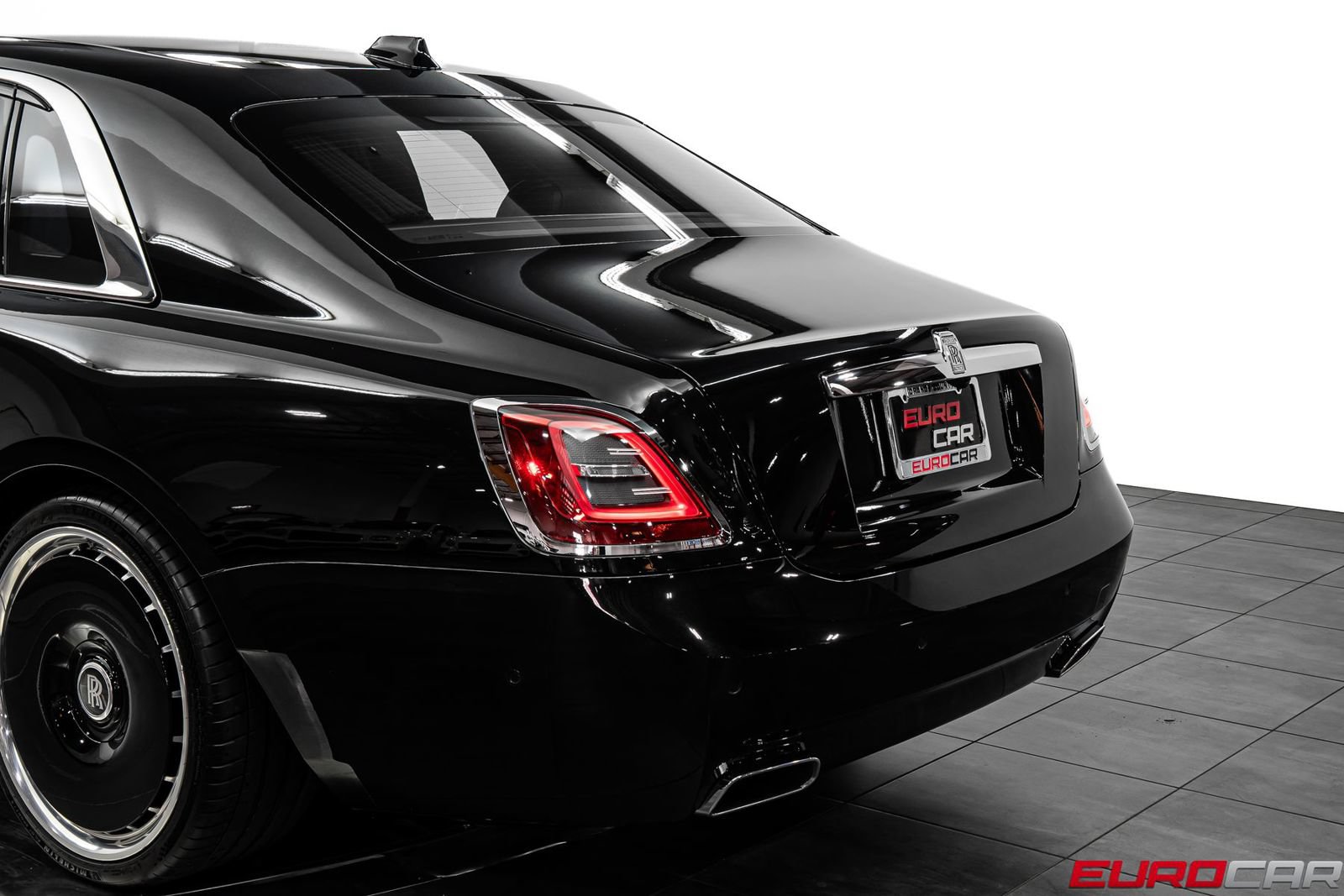 Used 2021 Rolls-Royce Ghost Extended Wheelbase AWD/4WD image 18
