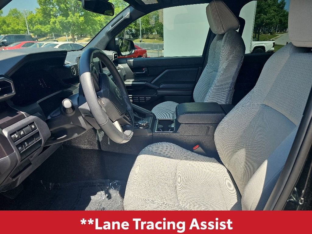 Used 2025 Toyota 4Runner SR5 AWD/4WD image 12