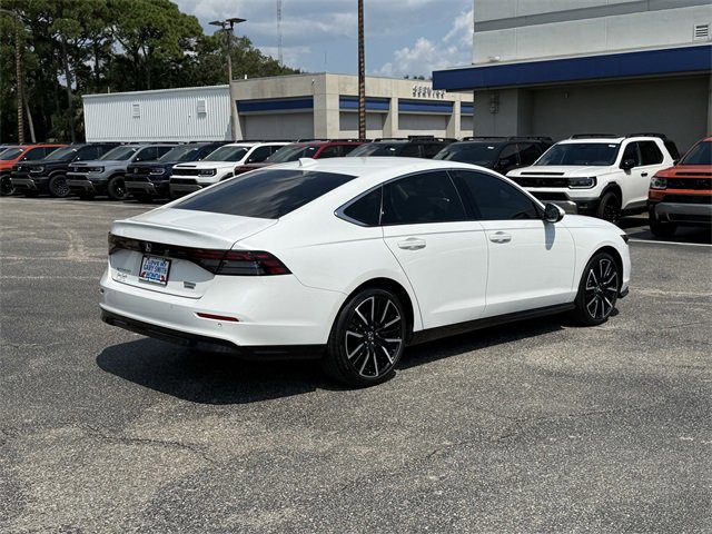 Used 2024 Honda Accord Touring image 5