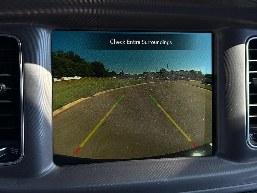 Used 2023 Dodge Charger SXT RWD image 15