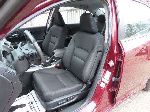 Used 2015 Honda Accord Sport image 19