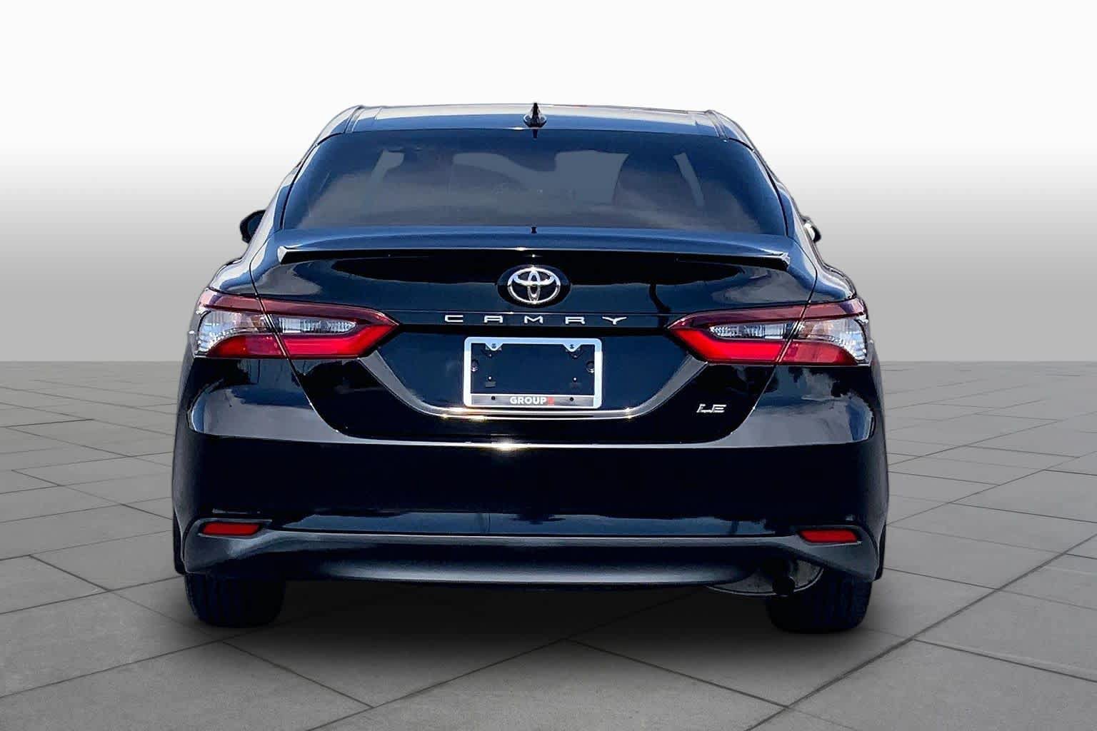 Used 2024 Toyota Camry LE w/ Convenience Package FWD image 5