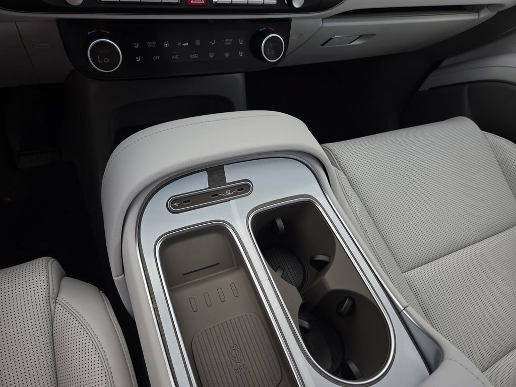 New 2026 Hyundai Palisade SEL Premium FWD image 10