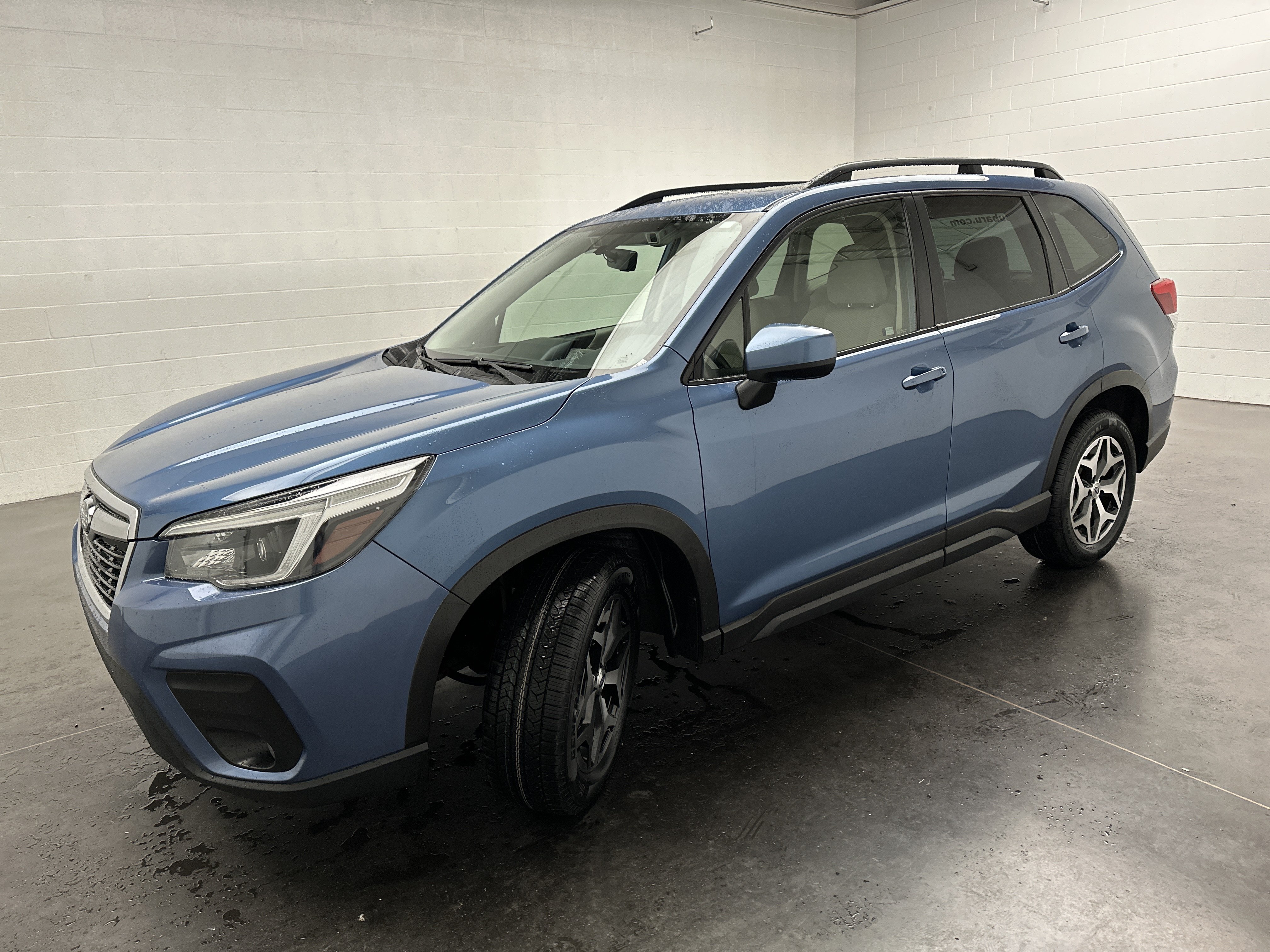 Used 2021 Subaru Forester Premium AWD/4WD image 4