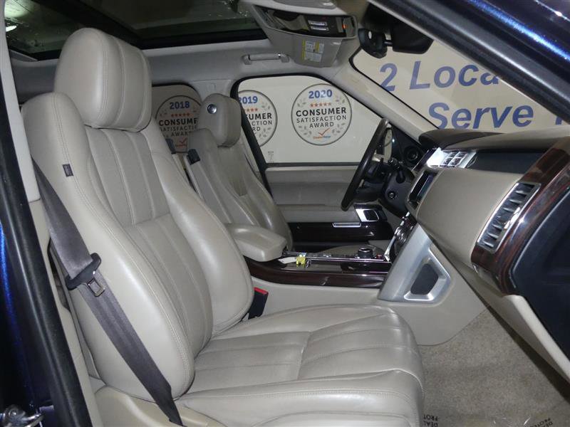 Used 2017 Land Rover Range Rover Supercharged AWD/4WD image 8