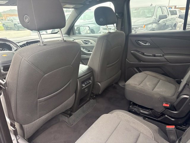 Used 2022 Chevrolet Traverse LT FWD image 26