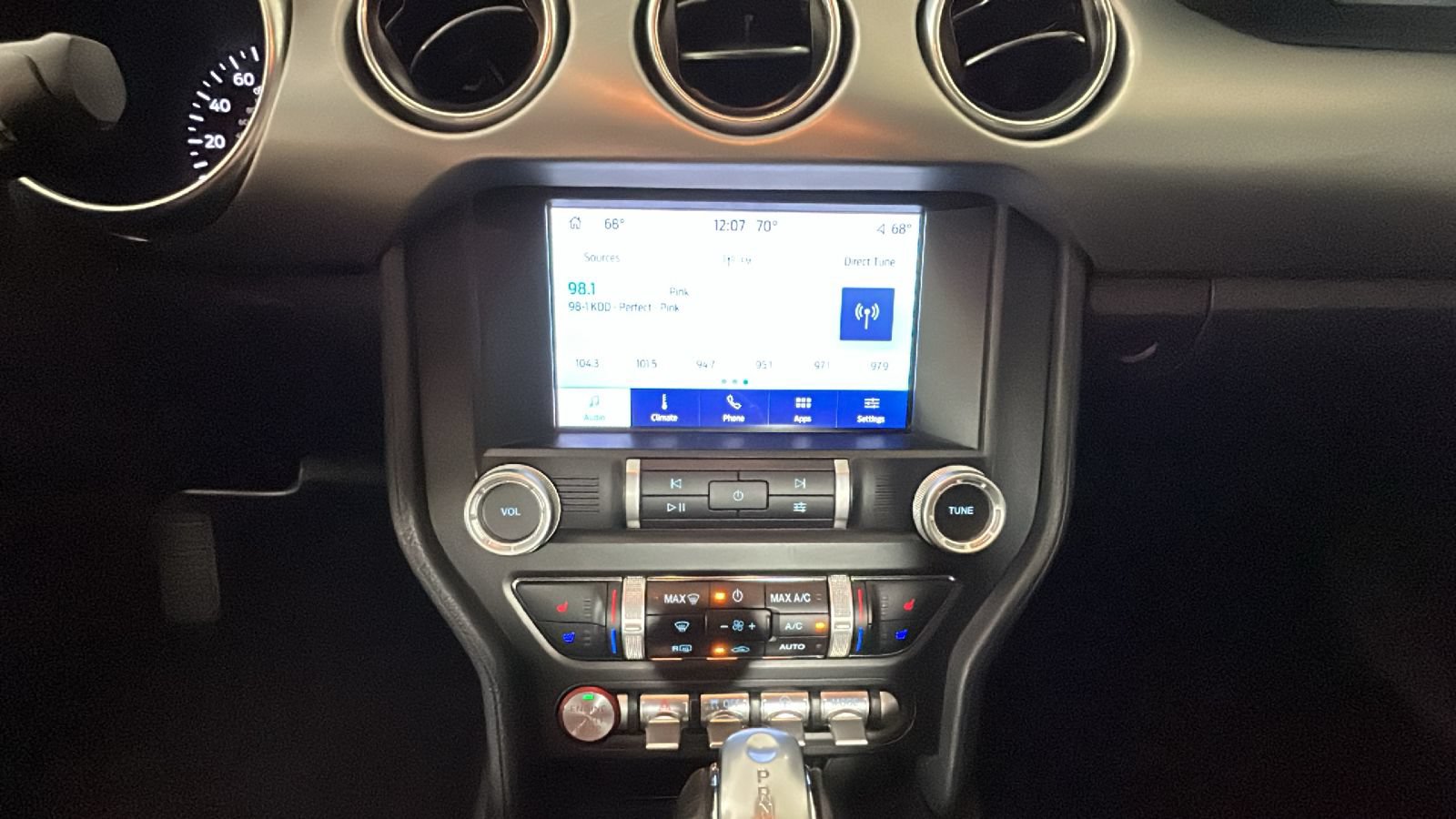 Used 2023 Ford Mustang Premium RWD image 28