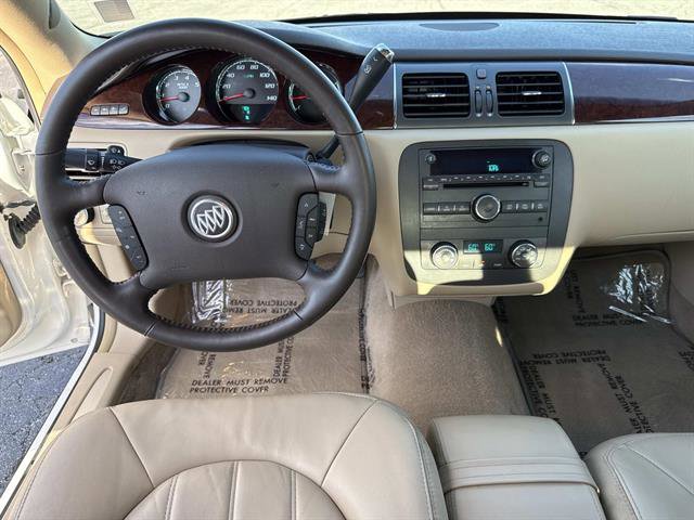 Used 2011 Buick Lucerne CXL w/ Driver Confidence Package image 16