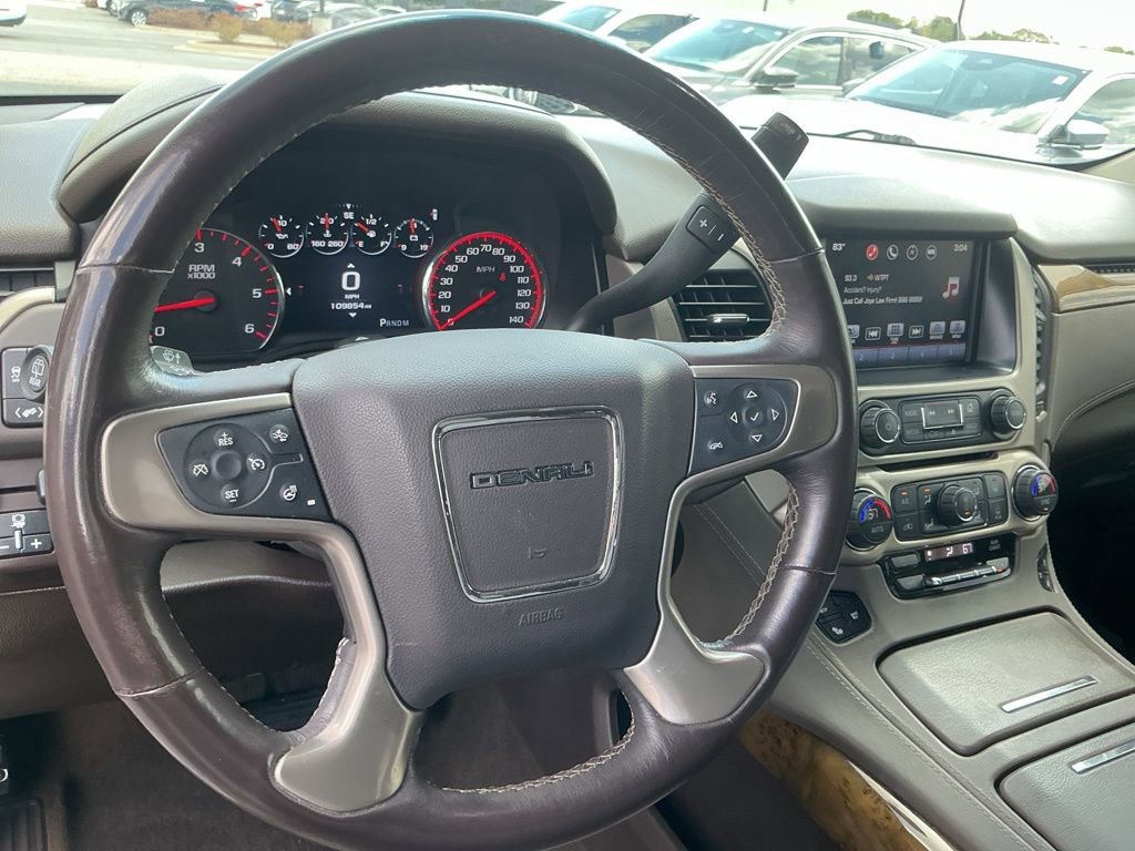 Used 2016 GMC Yukon Denali image 12