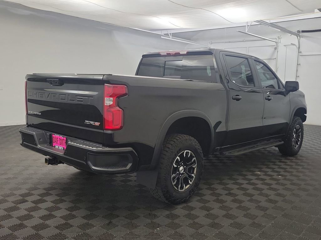 Used 2024 Chevrolet Silverado 1500 ZR2 w/ Technology Package AWD/4WD image 7