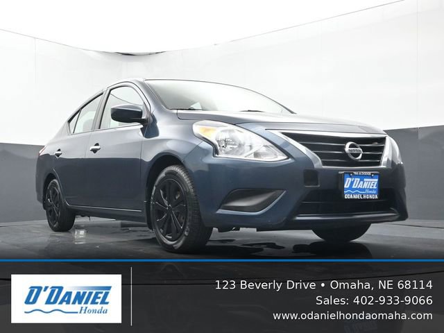 Used 2015 Nissan Versa SV FWD image 14