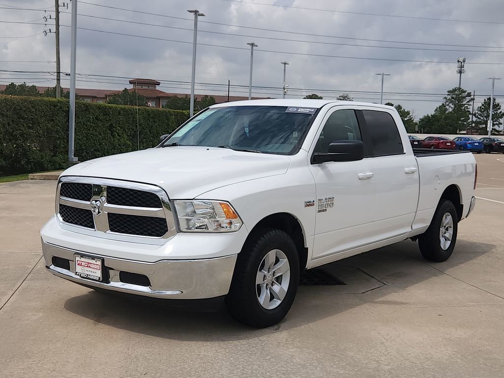 Used 2020 RAM 1500 Classic SLT image 3