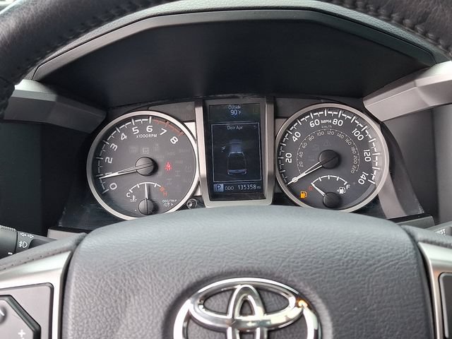 Used 2018 Toyota Tacoma Limited AWD/4WD image 17