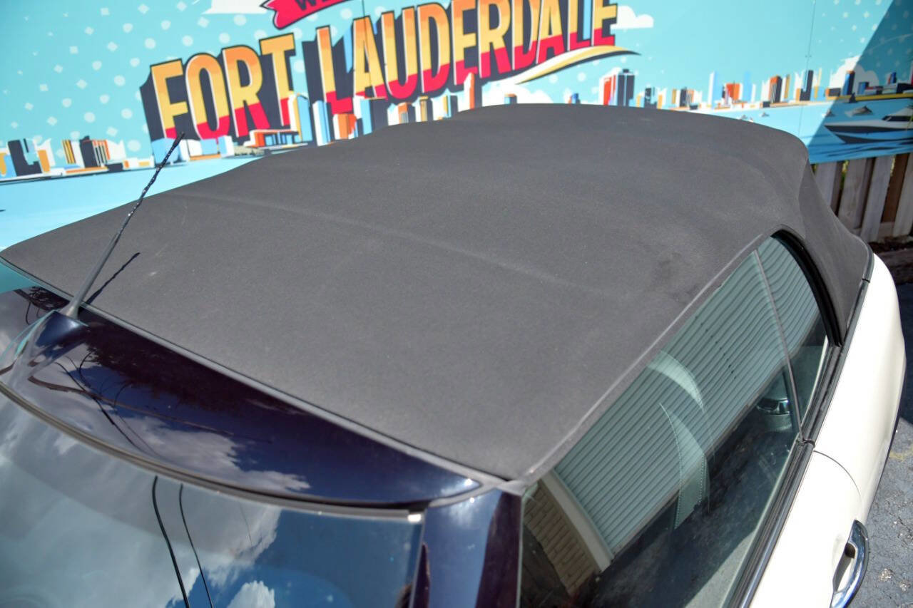 Used 2018 MINI Cooper Cooper 2dr Convertible image 3