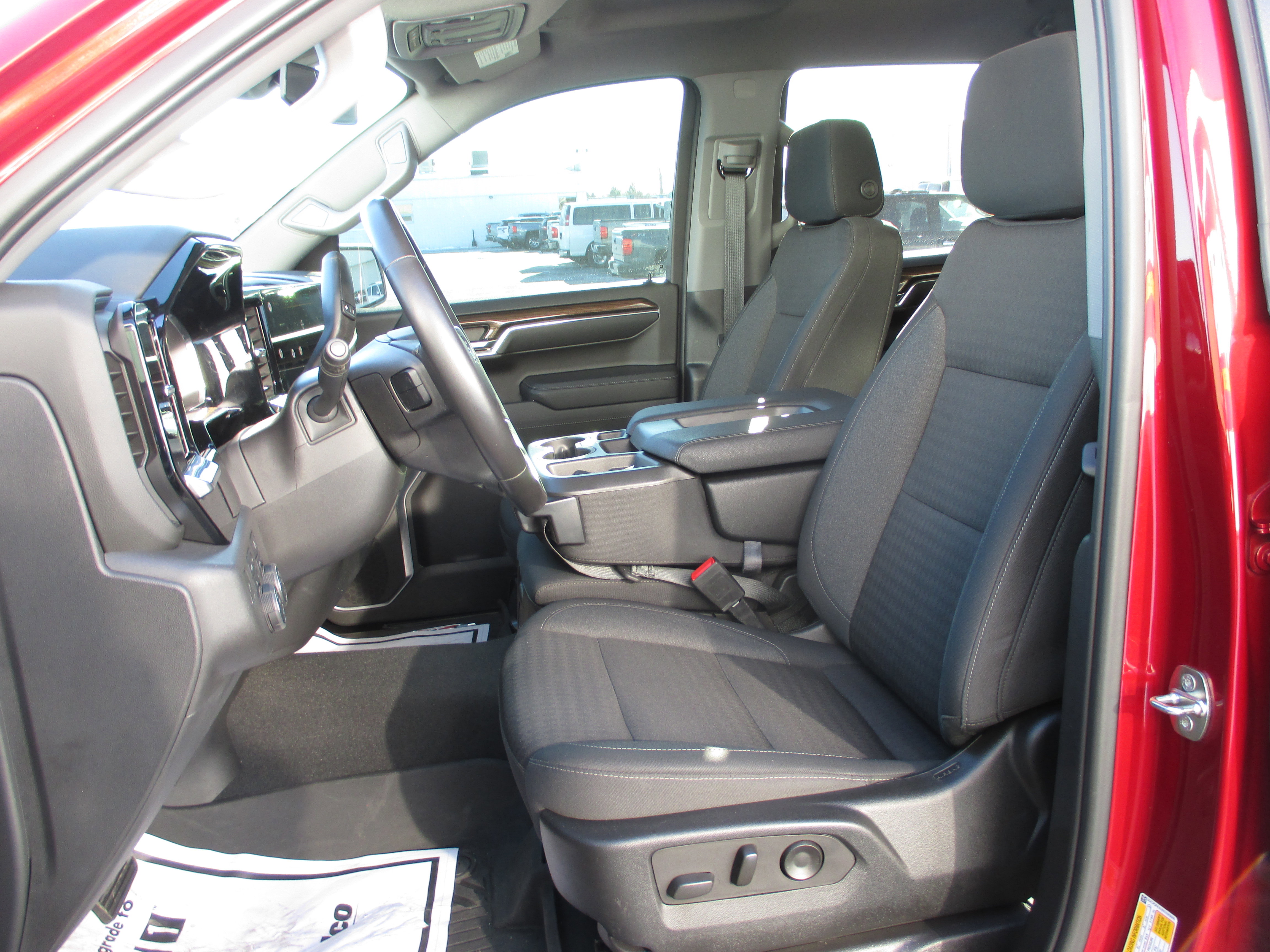 Used 2022 Chevrolet Silverado 1500 LT Trail Boss w/ Protection Package image 14