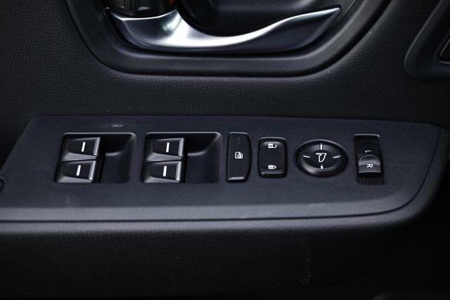 Certified 2025 Honda Pilot EX-L image 17