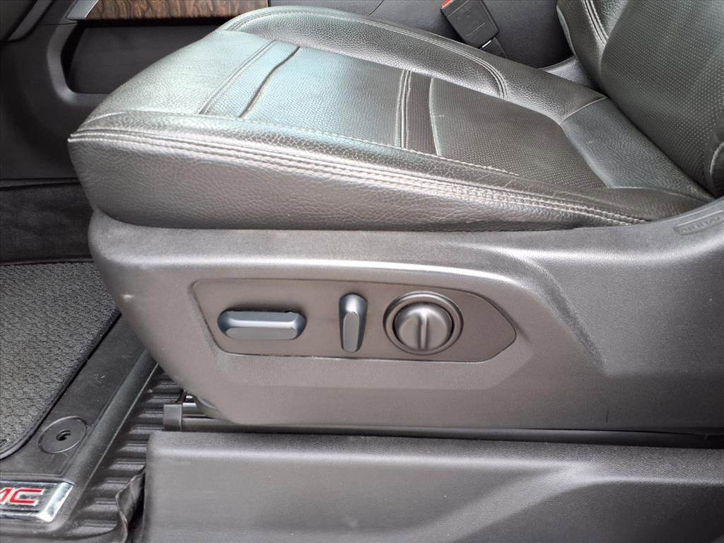 Used 2022 GMC Sierra 3500 Denali image 25