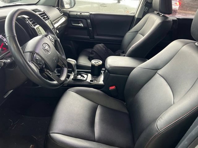 Used 2020 Toyota 4Runner TRD Off-Road Premium AWD/4WD image 8