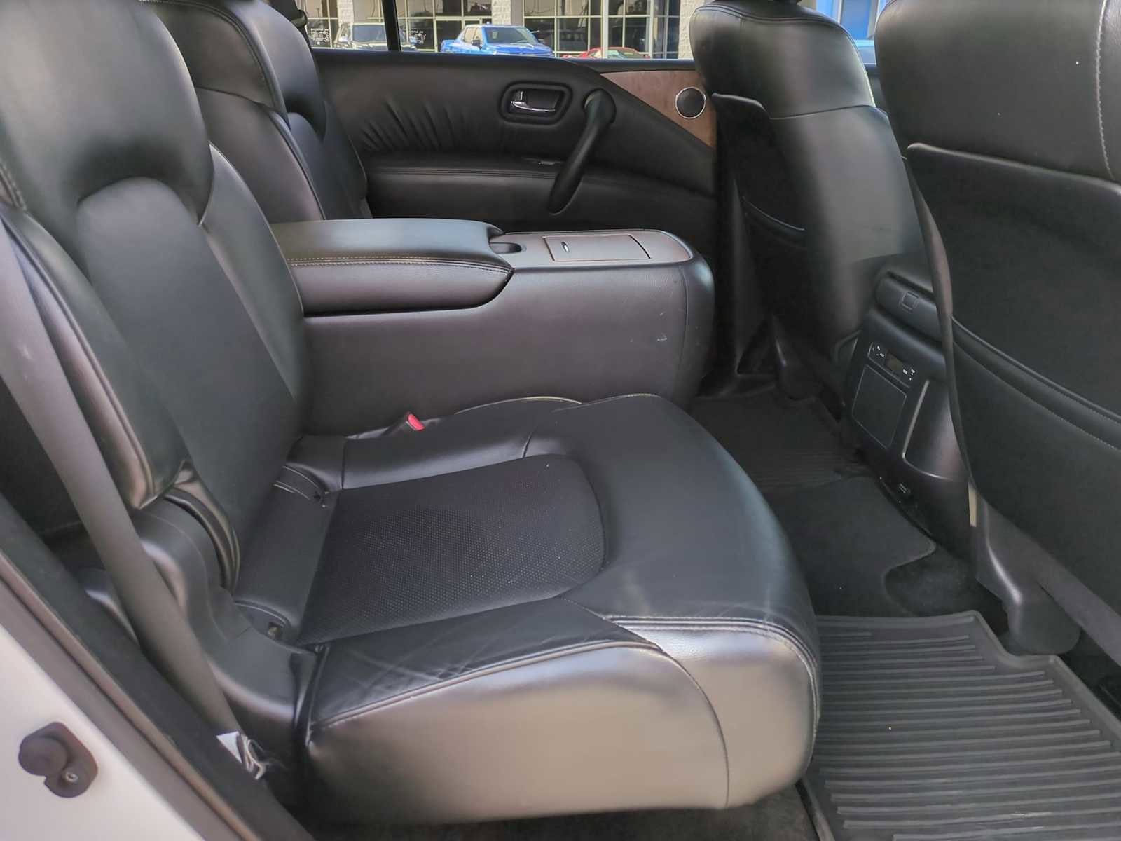 Used 2022 Nissan Armada SL w/ Captain's Chairs Package image 28