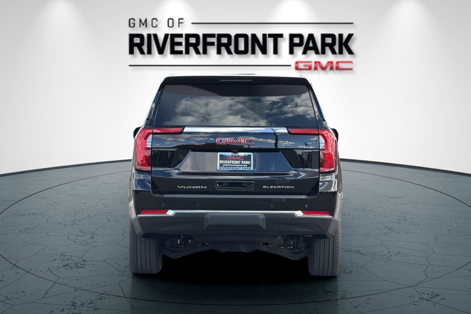 New 2026 GMC Yukon Elevation AWD/4WD image 4