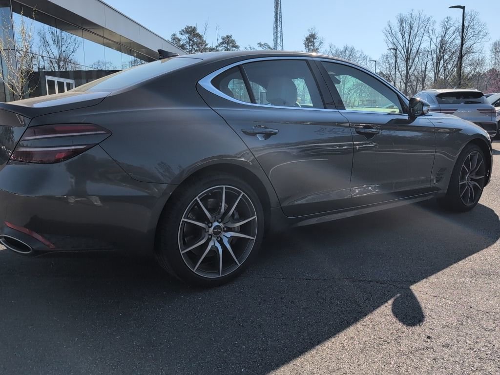 Used 2026 Genesis G70 2.5T image 6