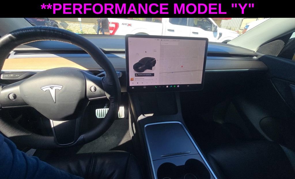 Used 2022 Tesla Model Y Performance image 10