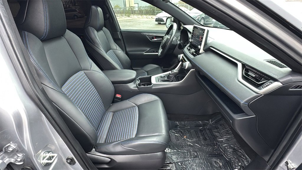 Used 2022 Toyota RAV4 XSE image 46