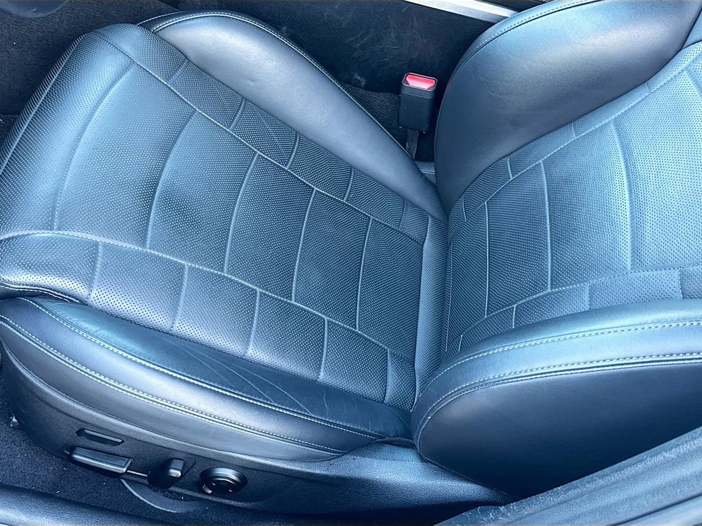 Used 2023 Kia Stinger GT2 image 22