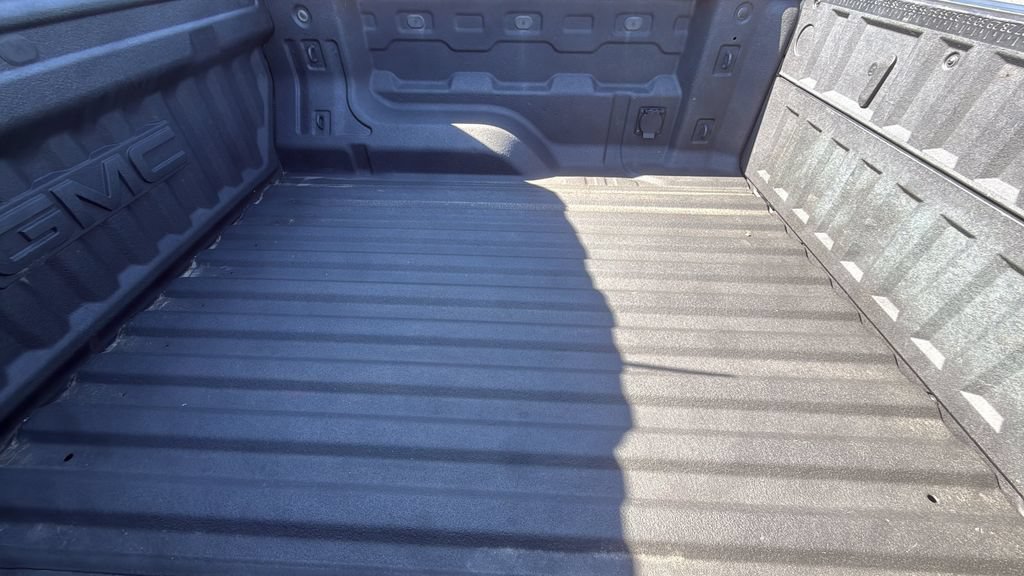 Used 2024 GMC Canyon AT4 w/ AT4 Premium Package AWD/4WD image 18