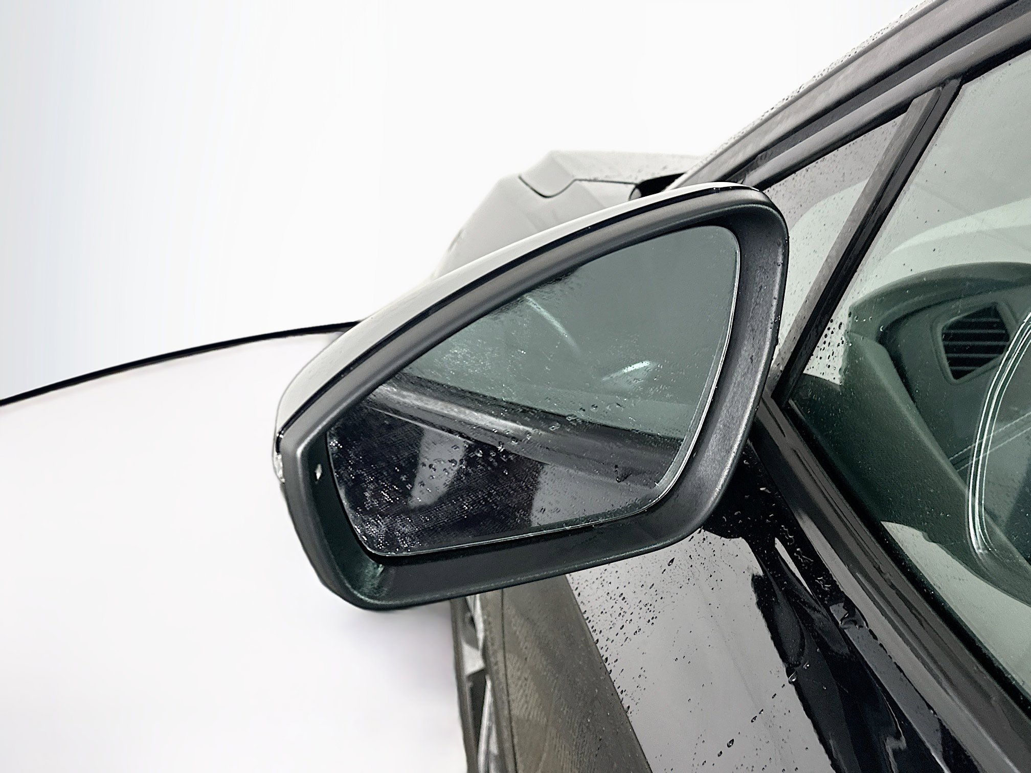 Used 2024 Volkswagen ID.4 2WD image 16