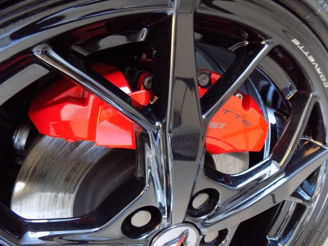 Used 2021 Chevrolet Corvette Stingray Premium Cpe w/ Z51 Performance Package RWD image 49