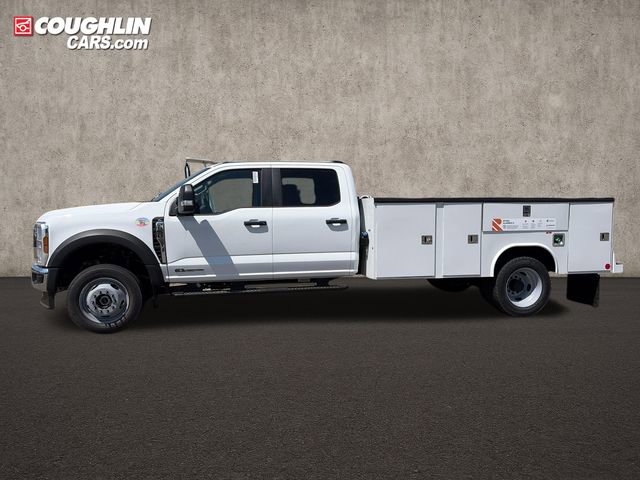 New 2026 Ford F550 4x4 Crew Cab image 5